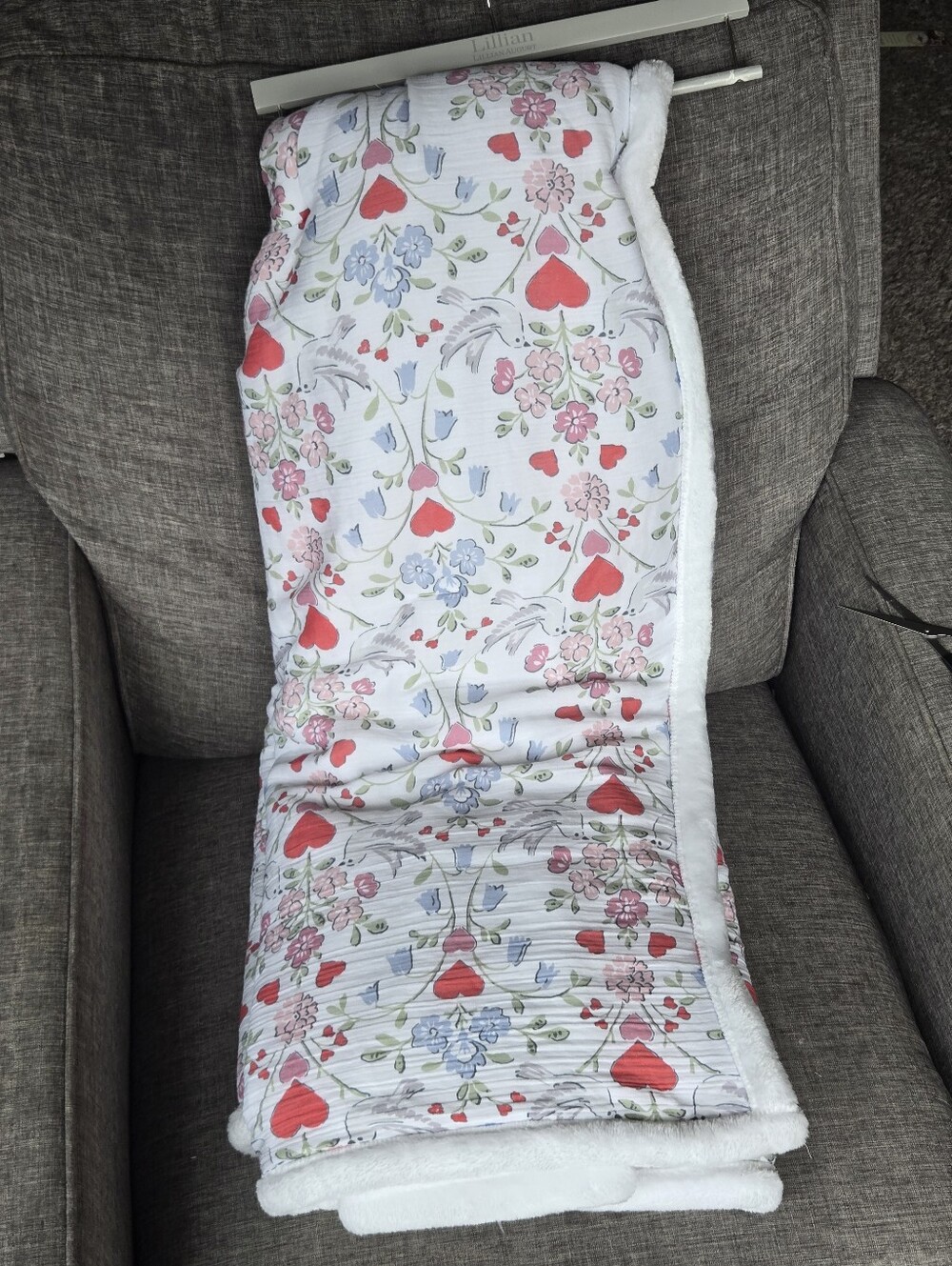 Lillian August French Dove Bird Floral Hearts Gauze Throw NEW!